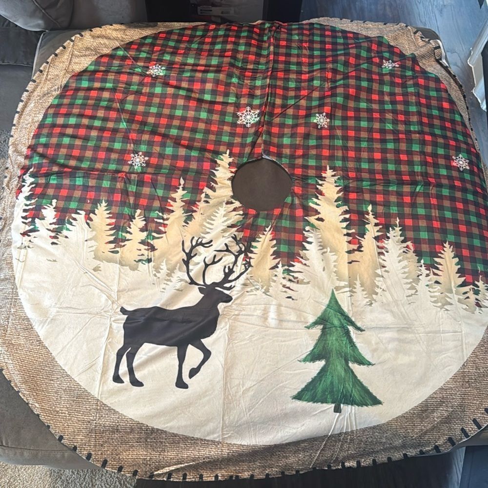Christmas Tree Skirt Mat Plaid with Trees Reindeer & Snowflakes 47” NEW